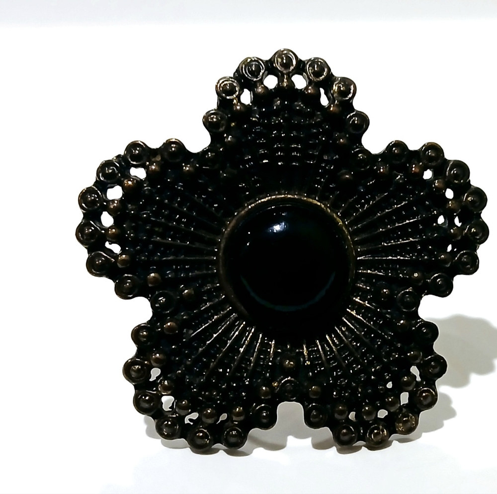 Vintage Adjustabke Metal Floral Ring